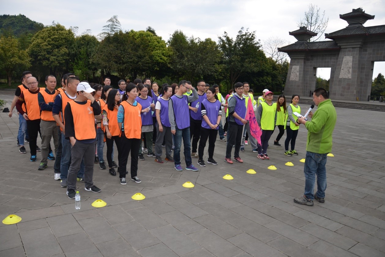 2017年瑞方踏春拓展訓練活動——“凝聚你我，風雨同舟” 第1張