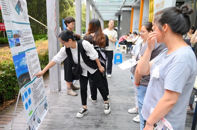 成都市首個(gè)就業(yè)服務(wù)小站——錦官新城就業(yè)服務(wù)小站密集推出“百日萬(wàn)企”系列招聘活動(dòng) 第1張 成都市首個(gè)就業(yè)服務(wù)小站——錦官新城就業(yè)服務(wù)小站密集推出“百日萬(wàn)企”系列招聘活動(dòng) 第1張