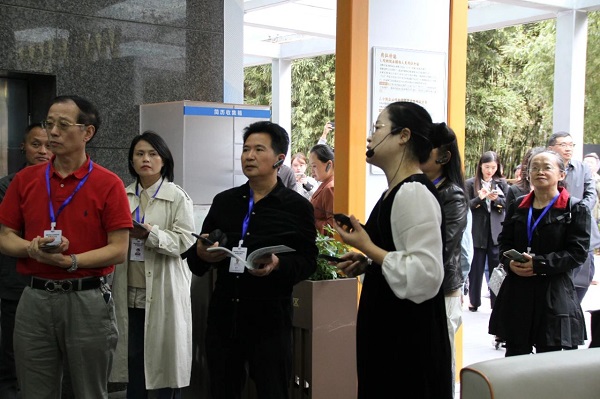 再獲點贊! 成都市委辦公廳、市政府辦公廳和市人社局相關領導一行參訪由瑞方人力打造的全市首個就業小站 第3張